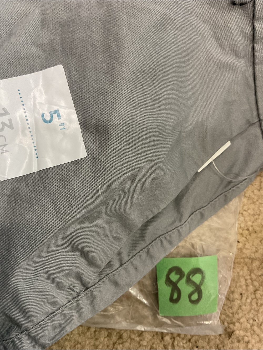 Old Navy NWT! Gray Mid-Rise Chino Mini Short Size 4 - Picture 11 of 11